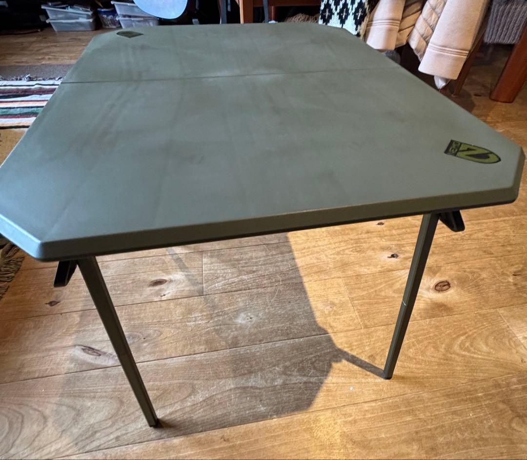 Nemo ムーンランダーテーブル