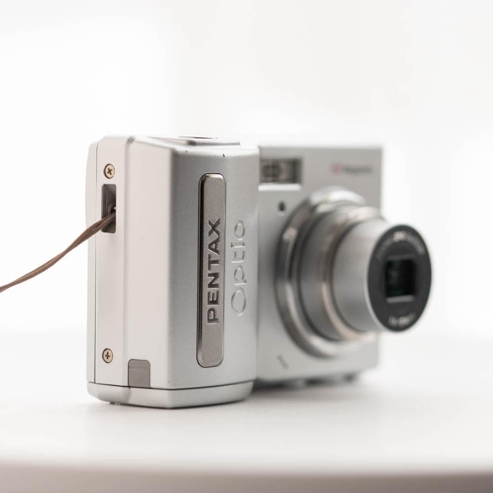 【単3電池で動く平成レトロなコンデジ】PENTAX optio M10