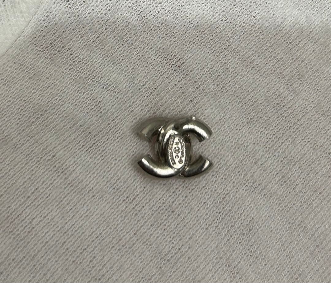 CHANEL CCロゴピアス