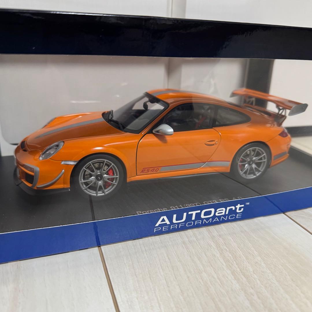 AUTOart Porsche 911 GT3 RS 4.0 オレンジ 1/18