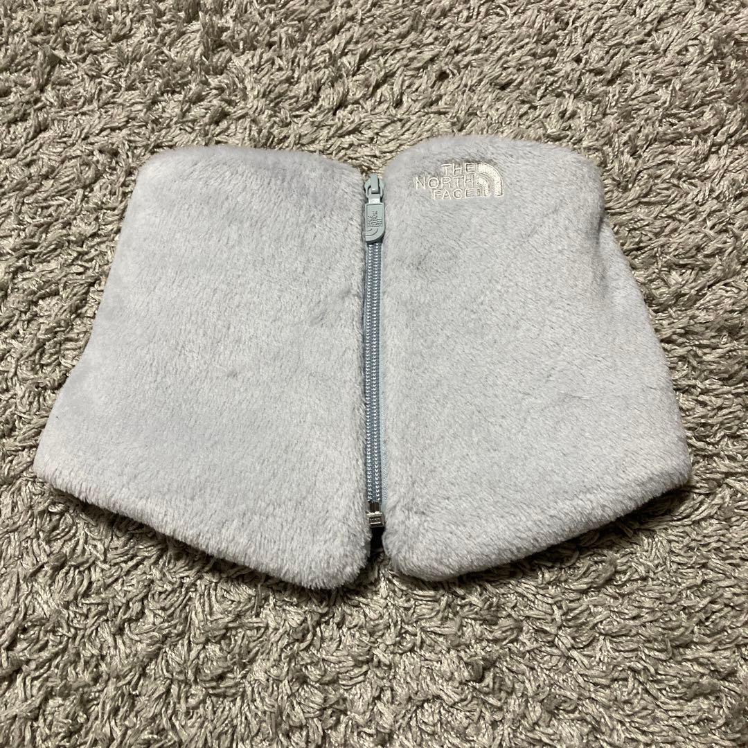 ノースフェイス　バーサミッドネックゲイター　ハイライズグレー