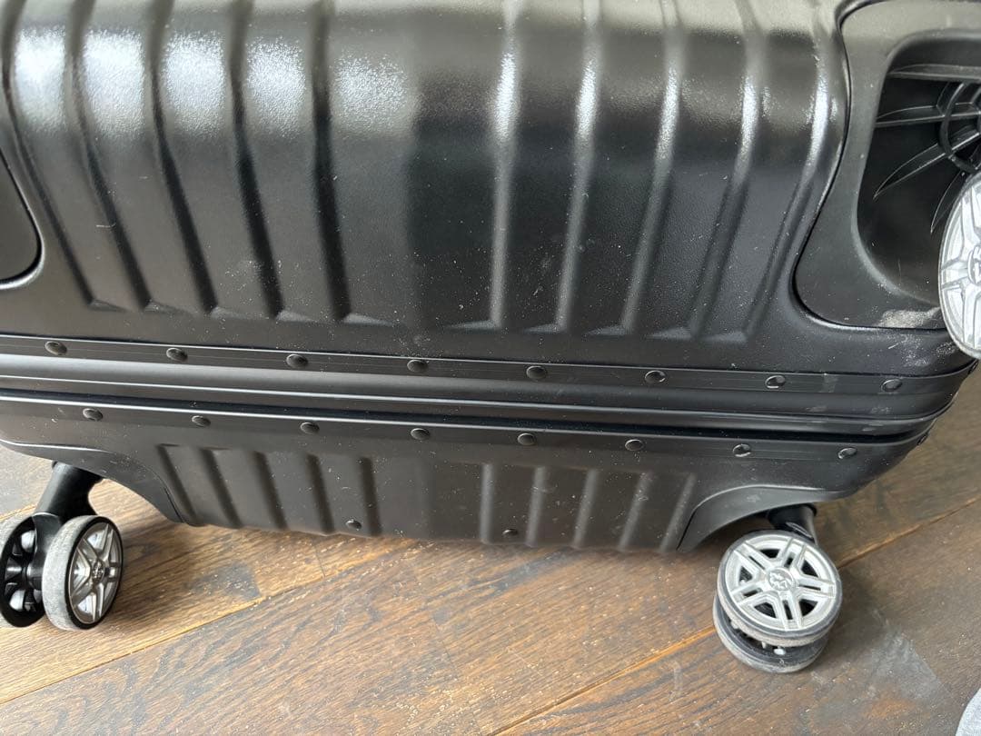 美品LEGEND WALKER クッション付キャスター フレームLサイズ81L黒