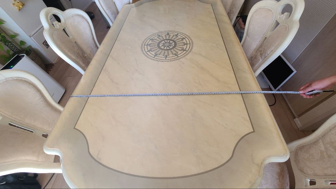 クリーム色の長方形テーブルと椅子6脚セット