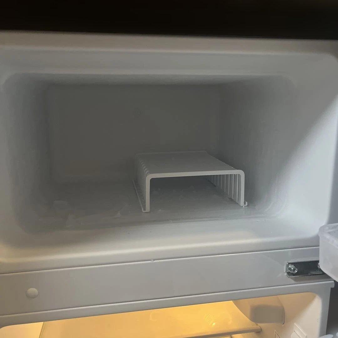 コンフィーCOMFEE' 冷蔵庫 2025年製90L ブラック