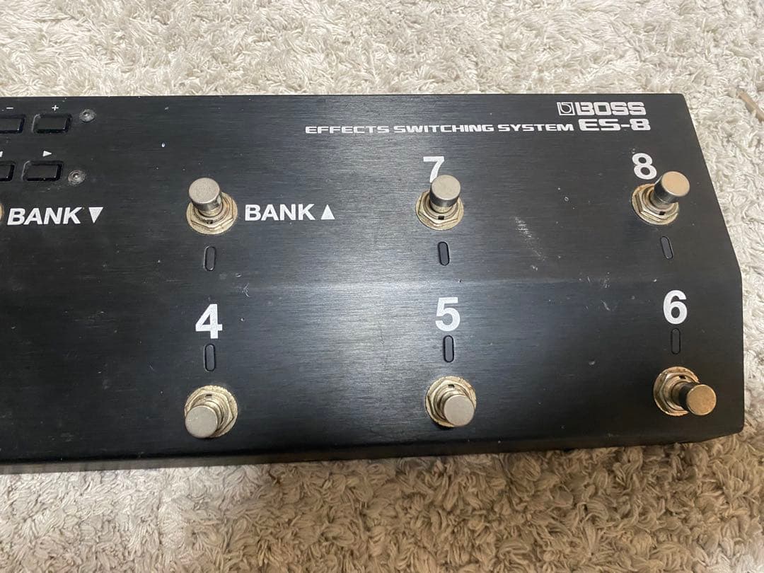 BOSS ES-8 スイッチャー