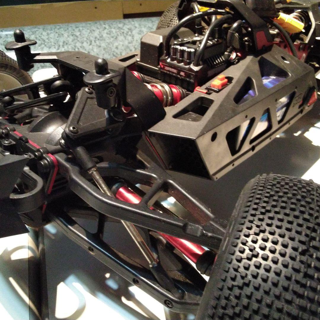 ★予備パーツ１０万円相当付き　ARRMA FAZON 6s モントラ　　１/８