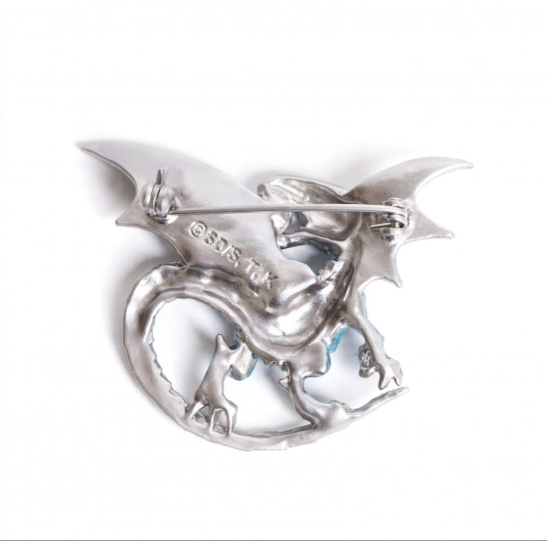 遊戯王　青眼の白龍　ブローチ　ブルーアイズ