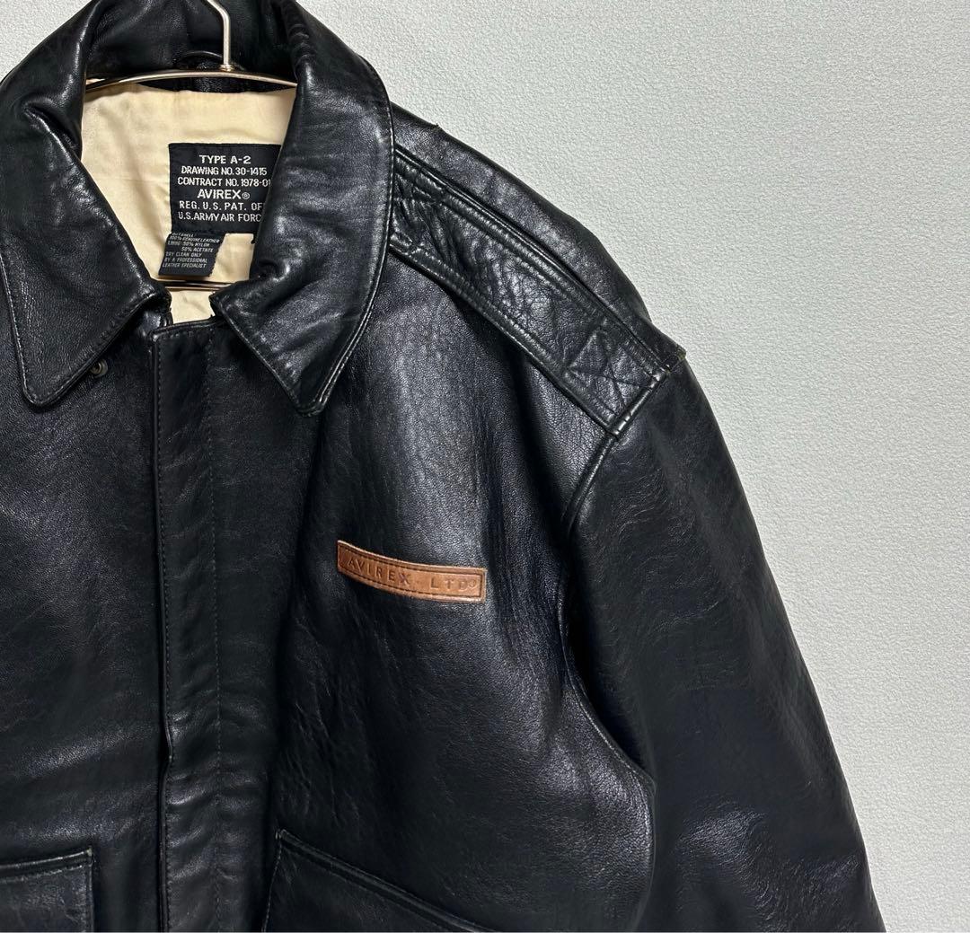 名作 AVIREX ブラック 黒 A2 A-2 フライトレザージャケット