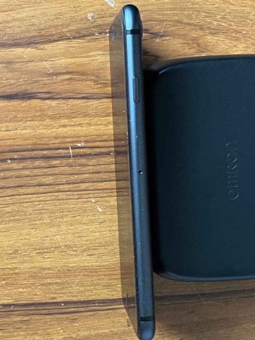 iPhone8 黒　64GB 美品