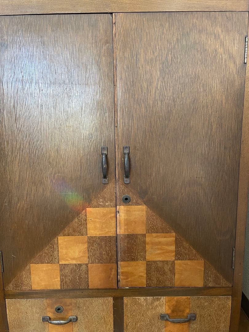 木製チェッカー模様　収納棚