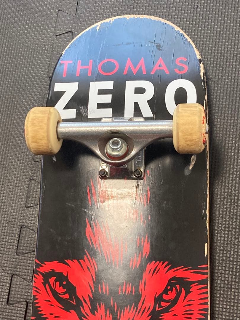 Zeroスケートボード コンプリート8インチ Independent Bones