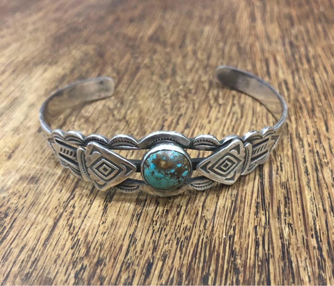 【NAVAJO】1940's ヴィンテージ インディアンジュエリー バングル