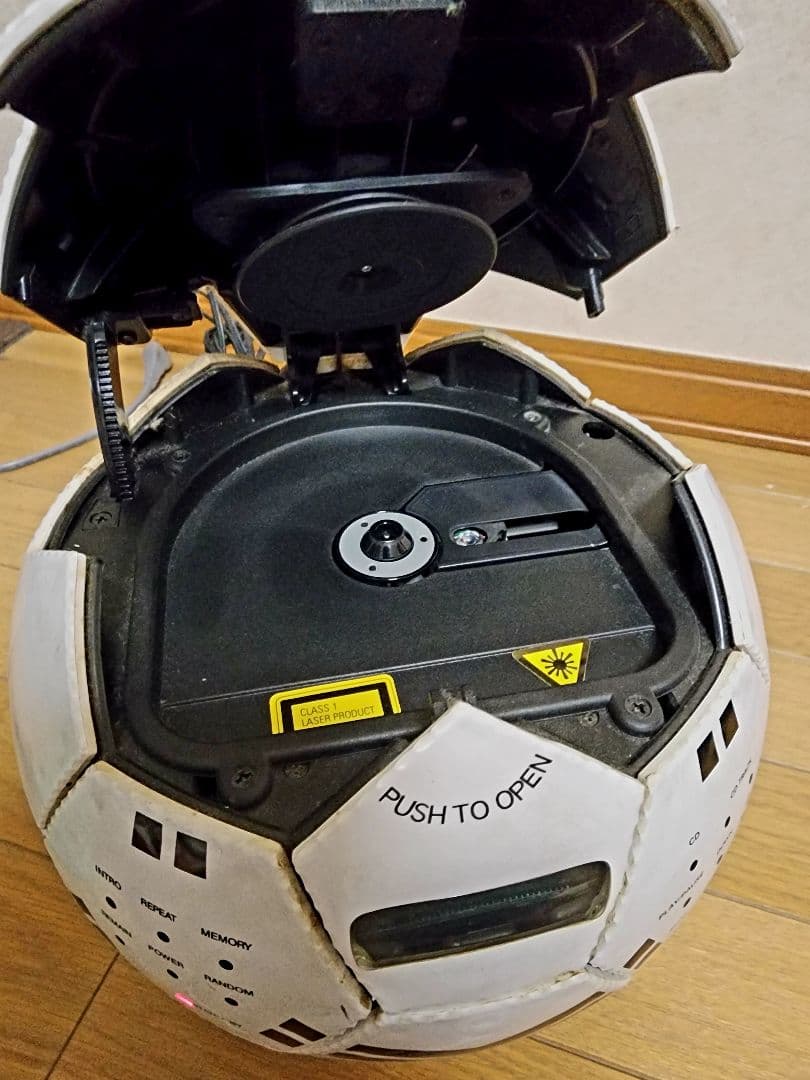 カルビー サッカーボール型CDプレイヤー CDデッキ