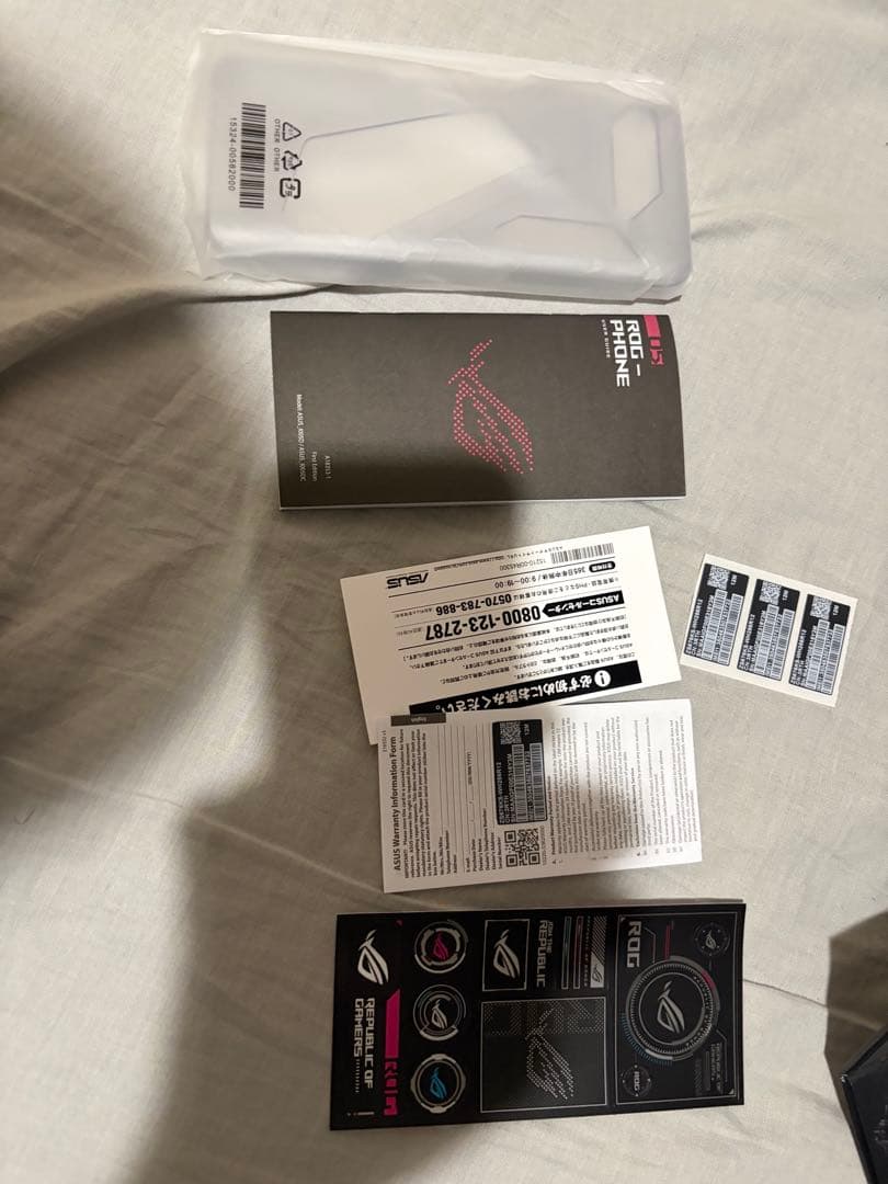 rog phone 5s 12/256 ゲーミングスマホ★国内版　おまけ付き⭐️