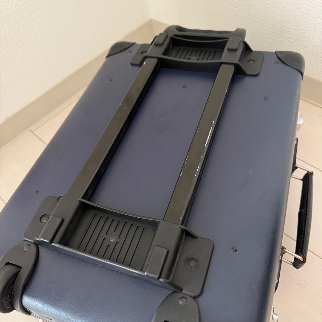 グローブトロッター　キャリーケース　スモールキャリーオン