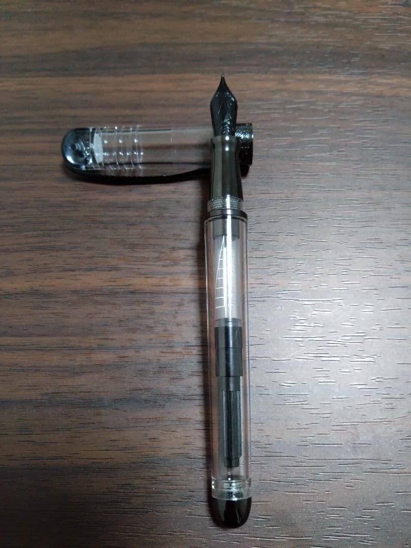 Pineider（ピナイダー）万年筆 アバタークリア
