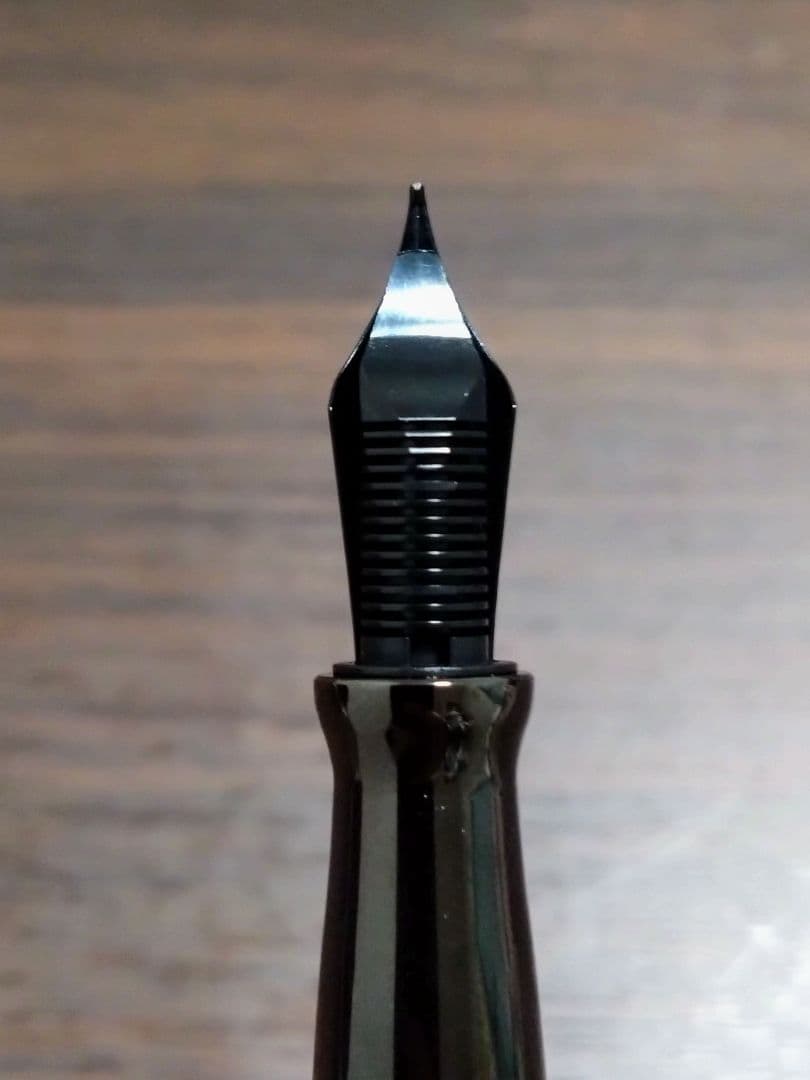 Pineider（ピナイダー）万年筆 アバタークリア