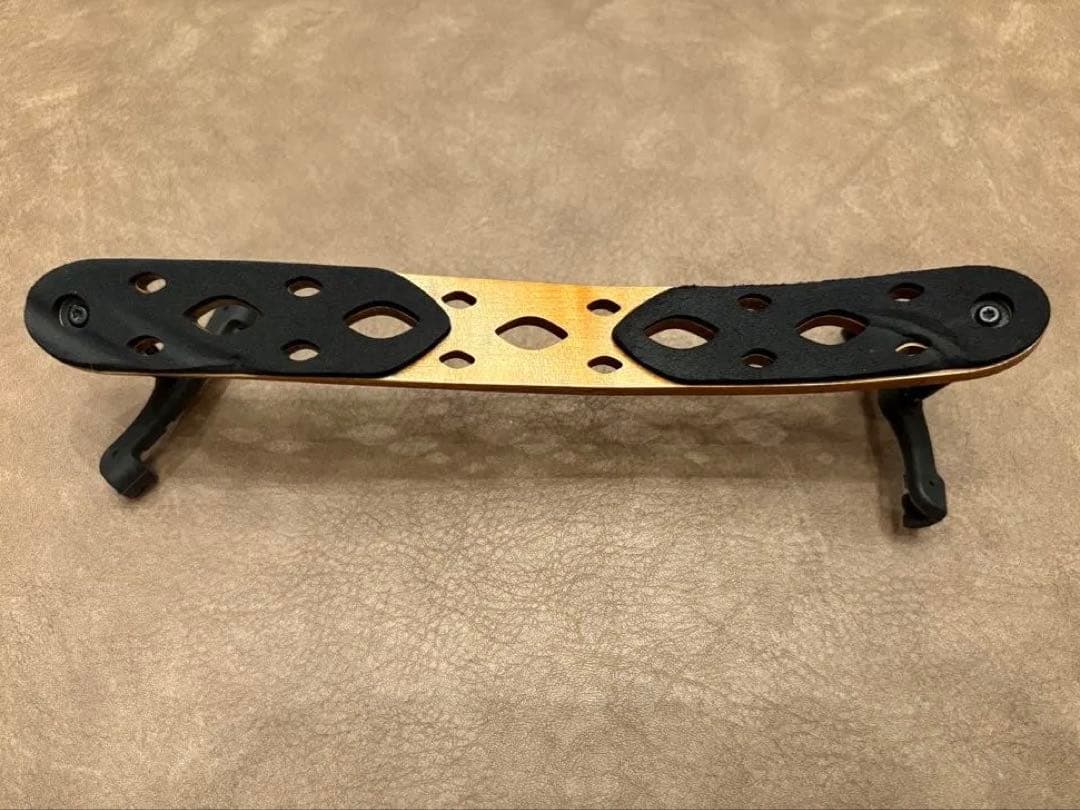 バイオリン用肩当て・PIRASTRO Korfeker 4/4, 4/3サイズ