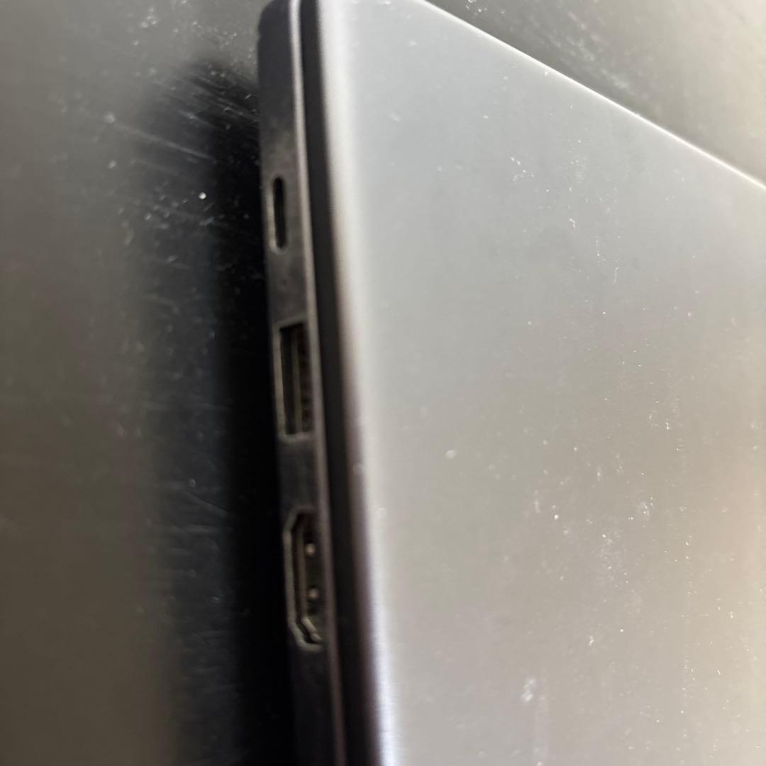 Huawei MateBook D 15.6インチ　メモリ8G SSD256G