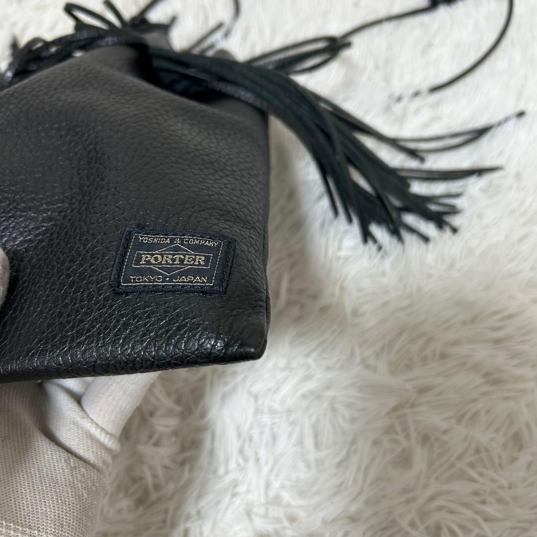 【美品✨5525gallery/フリンジ】ポーター　巾着バッグ　シボ革　ブラック