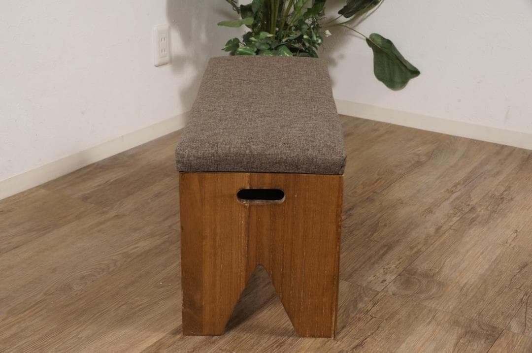 【新品・未使用】　北欧調ベンチチェアー　スツール　椅子 収納庫　幅70cm