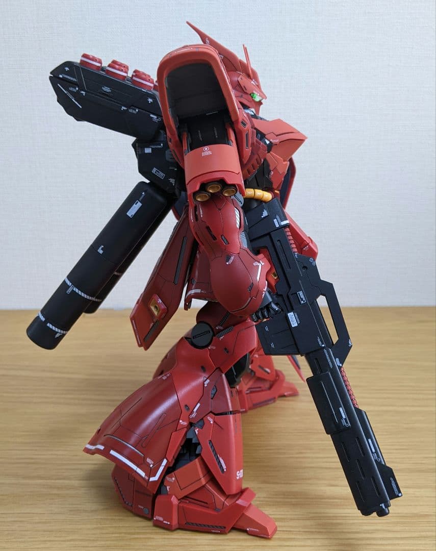 「アクシズ、行け！忌まわしい記憶と共に！」ガンプラ完成品MGサザビーver.ka