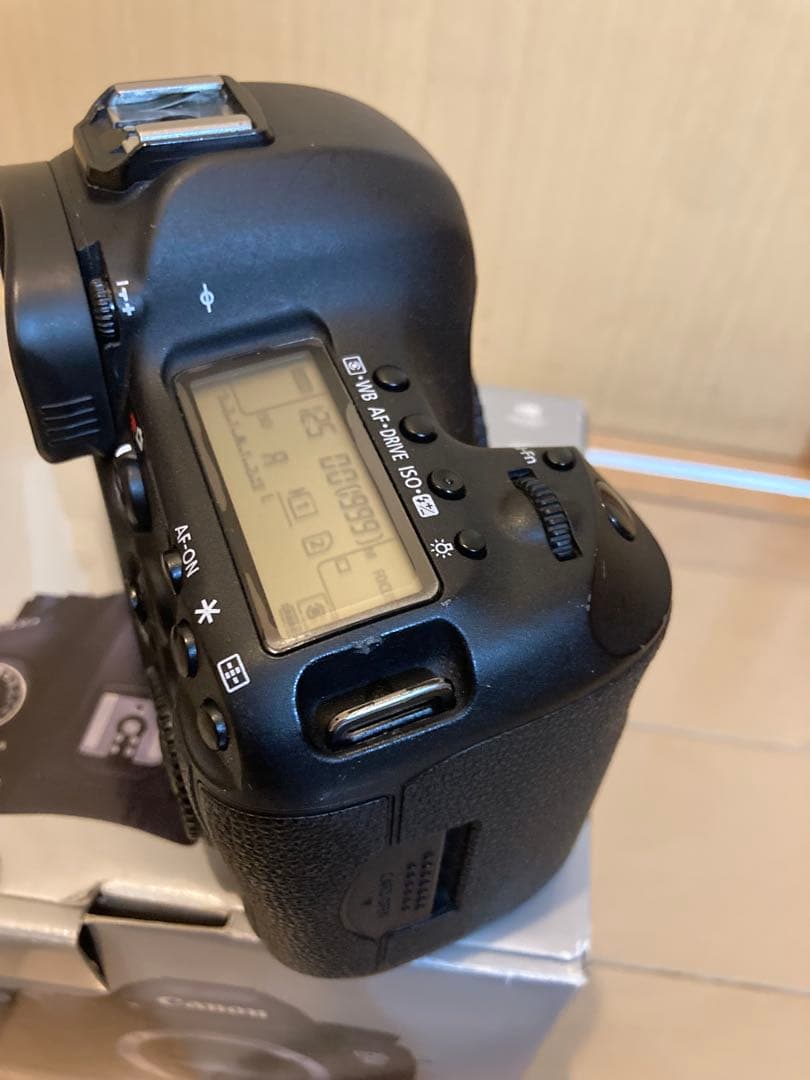 Canon EOS5DMarkIII 本体+純正バッテリーグリップほか