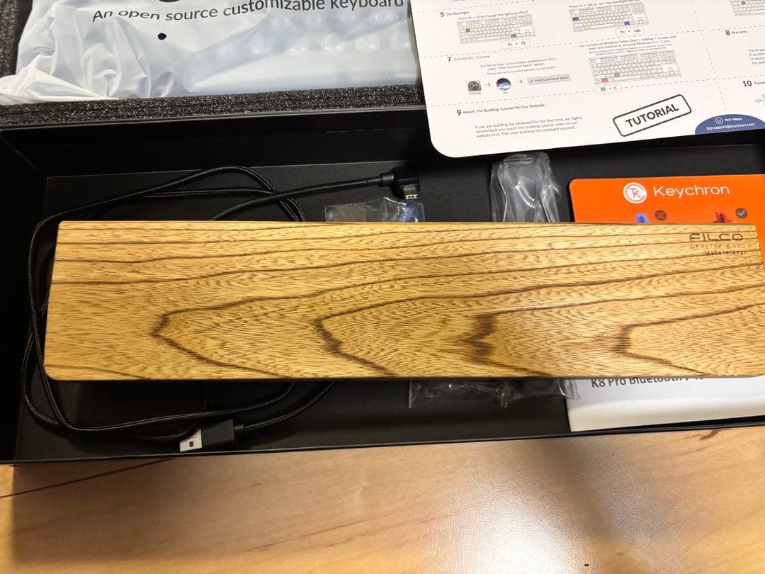 Keychron K8 Pro メカニカルキーボード JIS