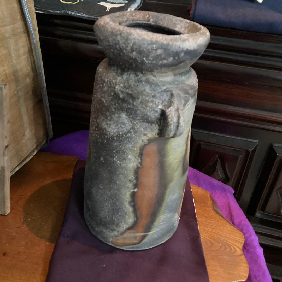 備前焼県重要無形文化財保持者松井輿之作窯変花入年末年始大売り出しです❣️