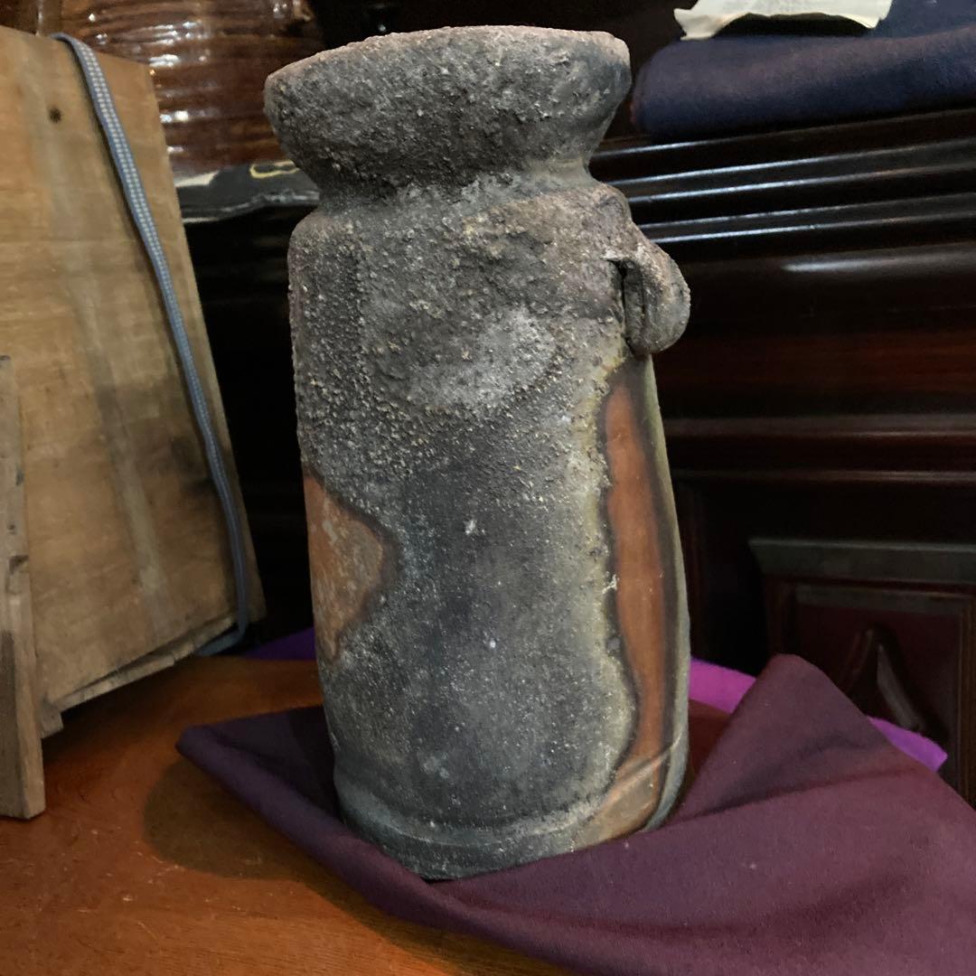 備前焼県重要無形文化財保持者松井輿之作窯変花入年末年始大売り出しです❣️