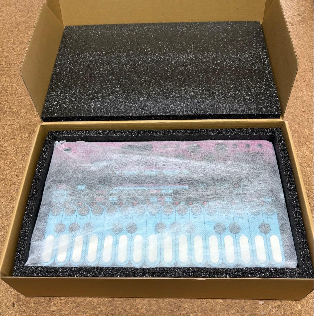 鍵盤楽器 SONICWARE LIVIEW BASS BEATS