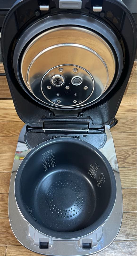 Panasonic SR-M18B IH炊飯器 1.8L 2025年製　一升炊き