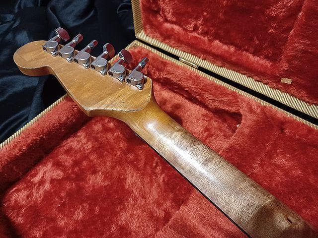 ☆Ultimate Relic Multilayer Stratocaster