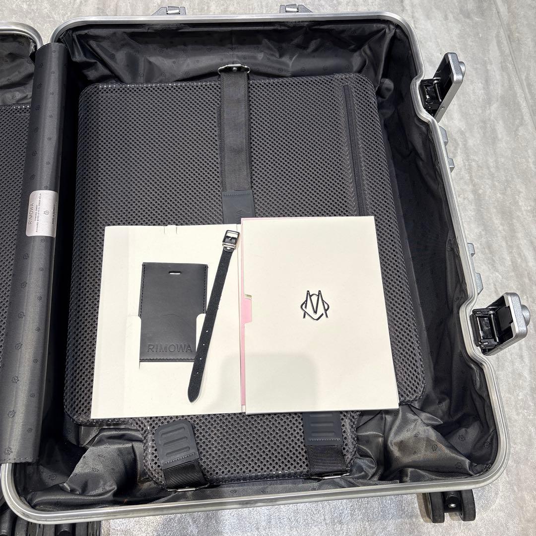 極美品★リモワ　オリジナルキャビン　プラス