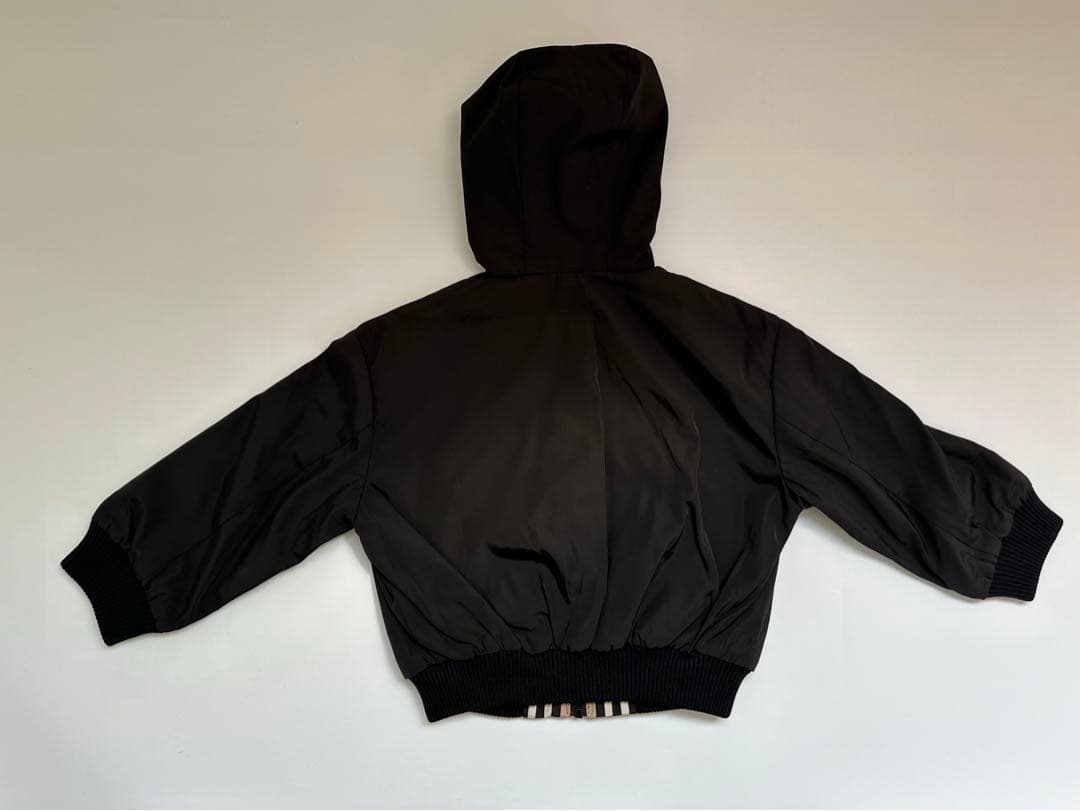 お値下げ　新品　バーバリー チルドレン　リバーシブル　ジャンパー　2Y