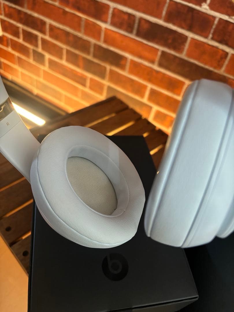 BEATS STUDIO3 WIRELESS ホワイト 2021年製