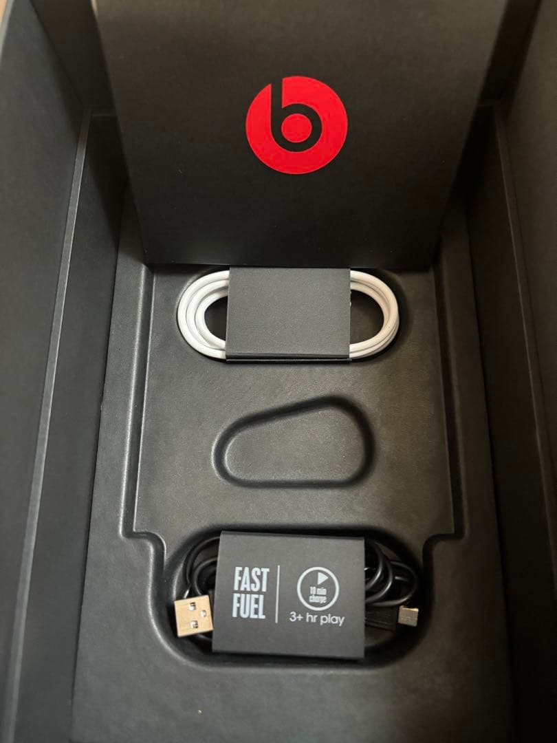 BEATS STUDIO3 WIRELESS ホワイト 2021年製