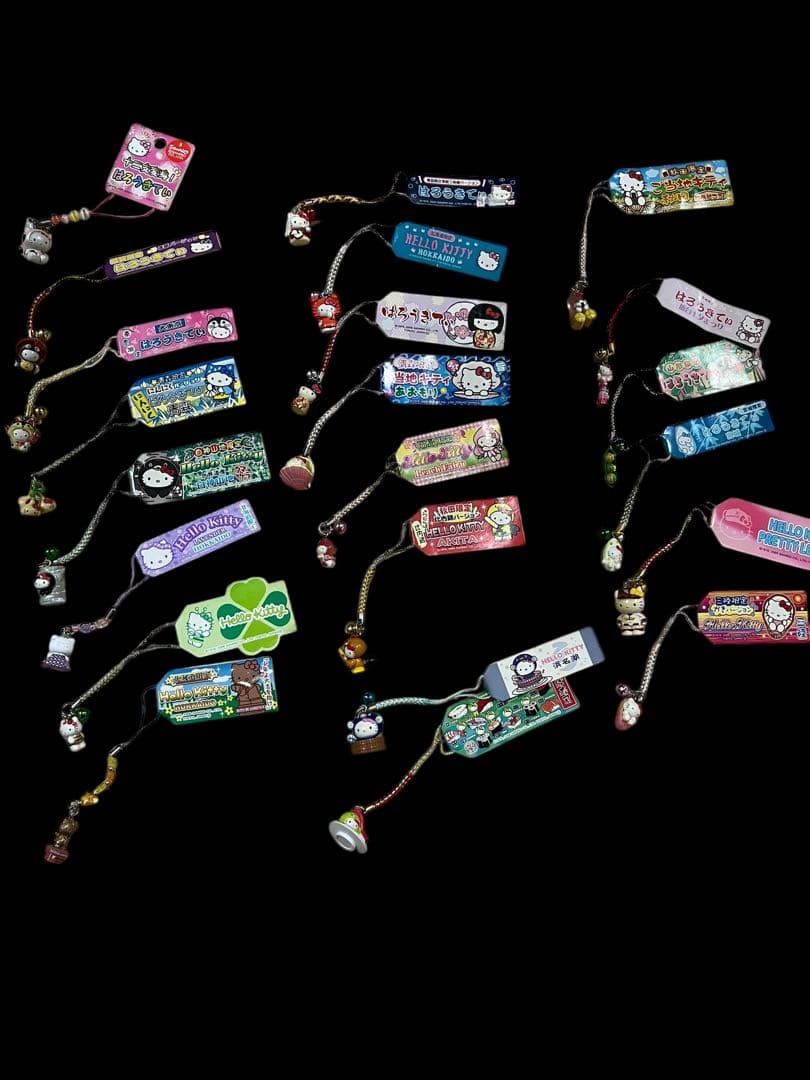 ハローキティ ストラップ　まとめ売り　根付け　ご当地など　120個　キティちゃん