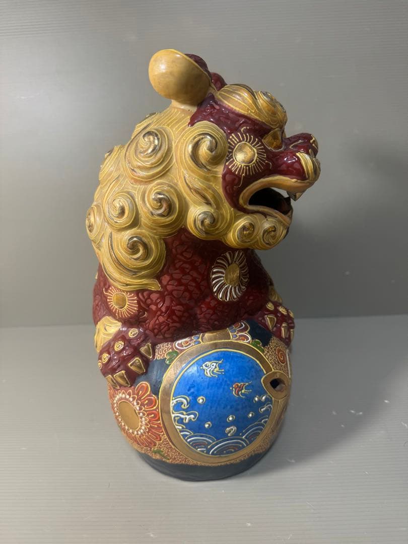 2517 九谷焼 玉乗り獅子 狛犬 シーサー 置物 開運 魔除け 縁起物 骨董品