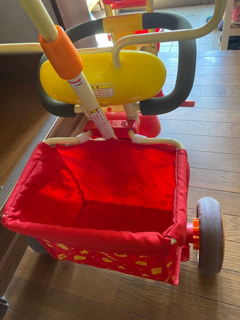 美品‼️アンパンマン三輪車デラックスR