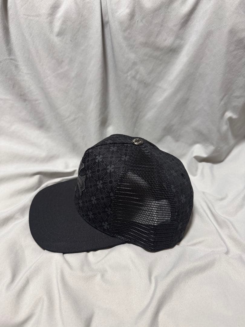 Chrome hearts 黒のフラットビルキャップ メッシュ