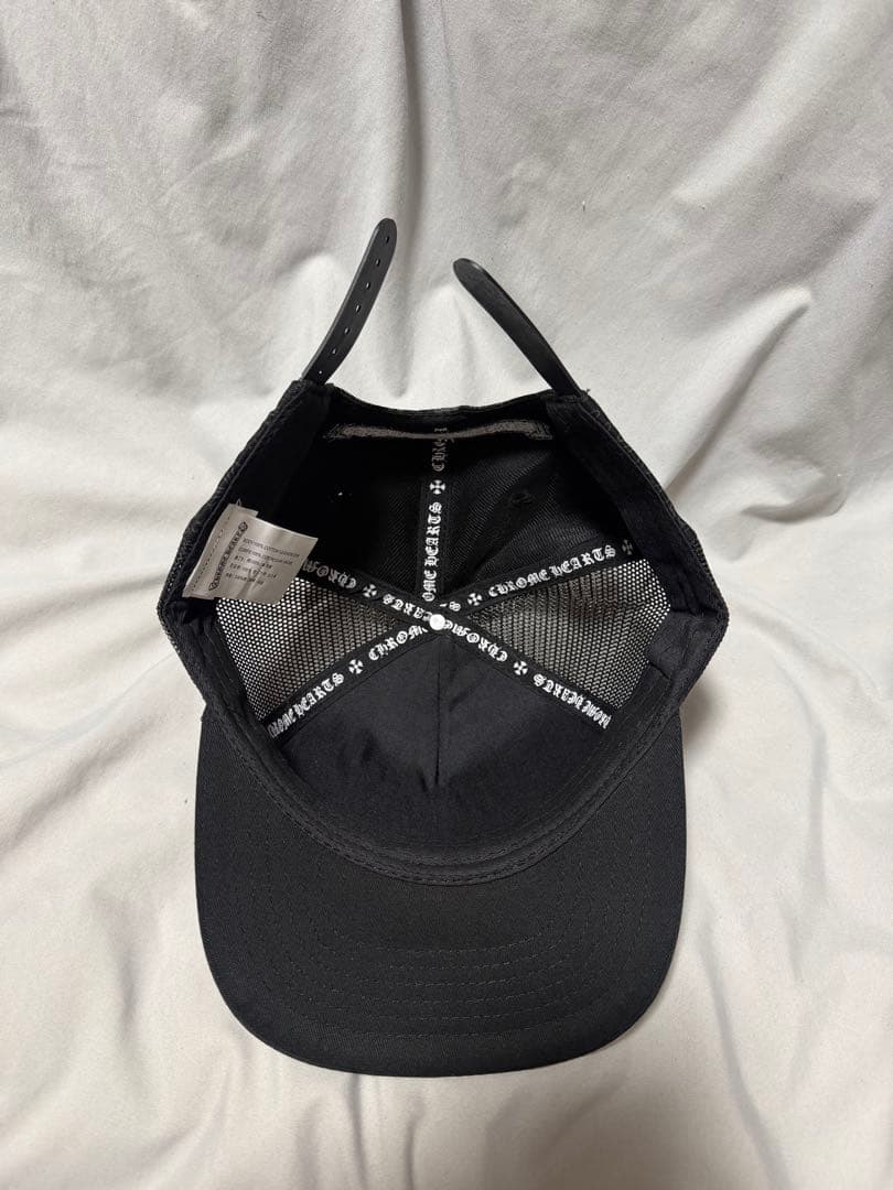Chrome hearts 黒のフラットビルキャップ メッシュ