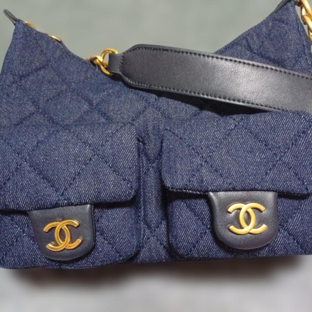 ネイビー ショルダーバッグ