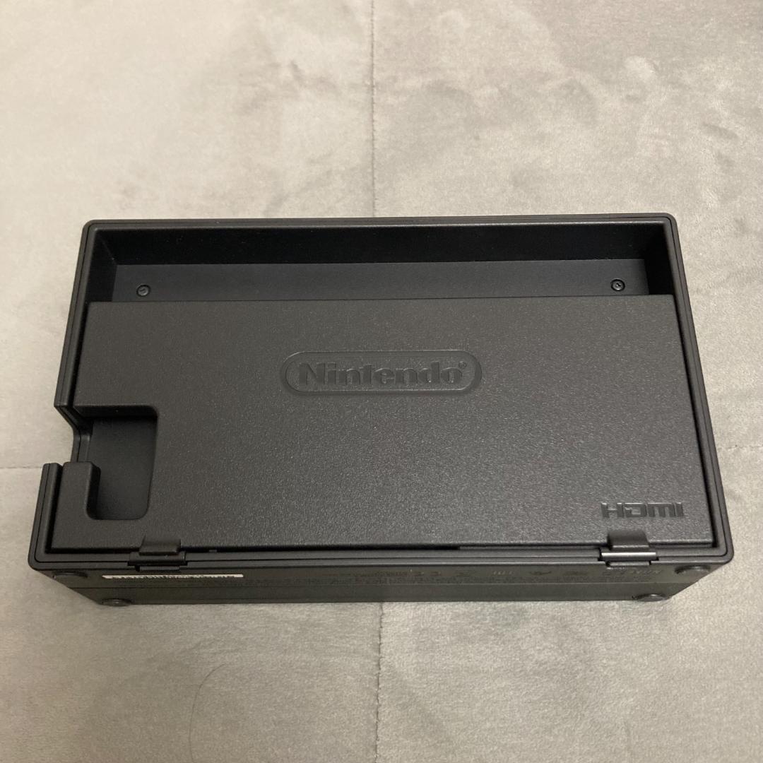 【美品】Nintendo Switch グレー 新型