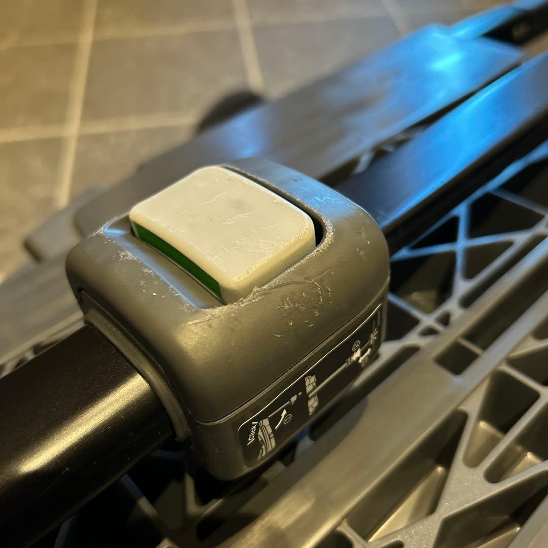 Combi チャイルドシート　THE Sシリーズ　グレー