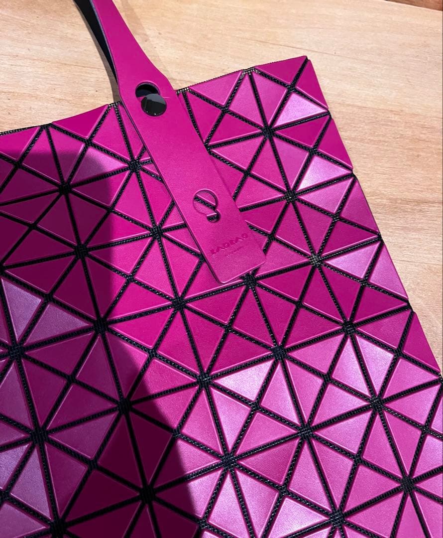 ISSEY MIYAKEバオバオ 2024発売 完売ピンク