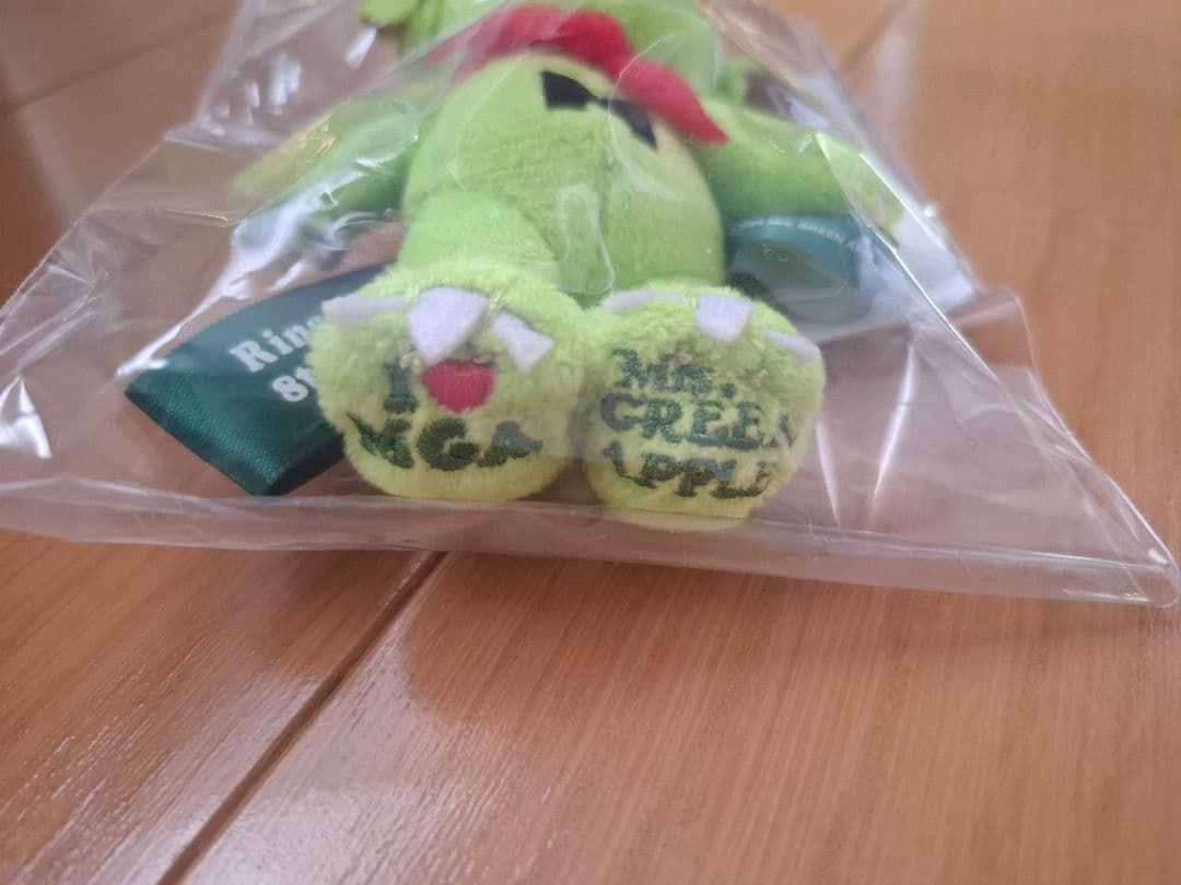 ワ*ン様 Mrs. GREEN APPLE　メメルキーホルダー