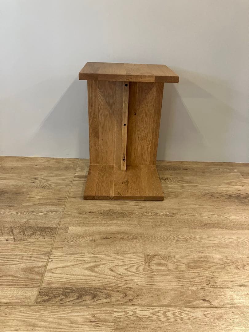 オーク無垢材　サイドテーブル　新品
