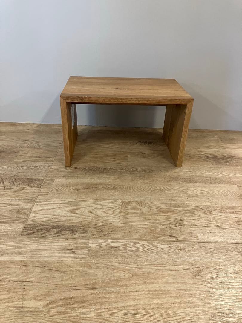 オーク無垢材　サイドテーブル　新品
