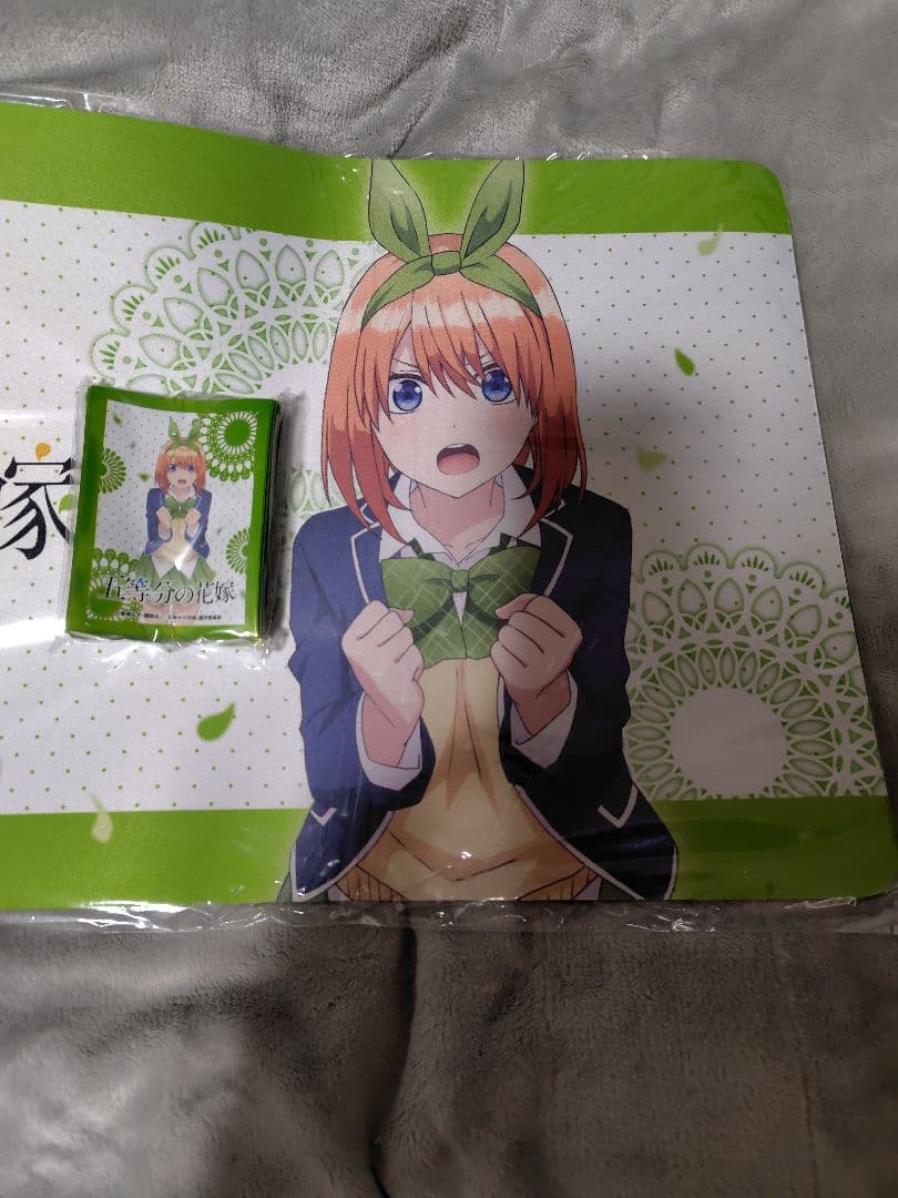 五等分の花嫁 プレイマットとカードスリーブ　中野四葉